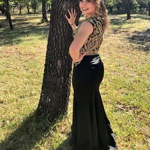 Black prom dress